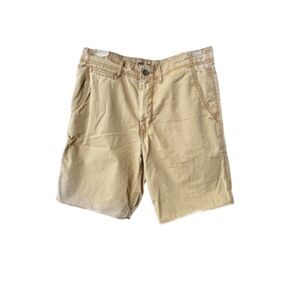Men's Old Navy Shorts. Size 30W
